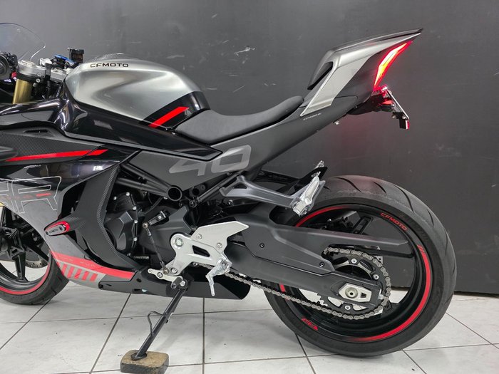 2024 CFMOTO 450 SR ABS Black