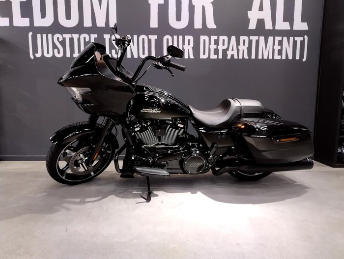 2025 Harley-Davidson Road Glide 117 (FLTRX) Touring Black