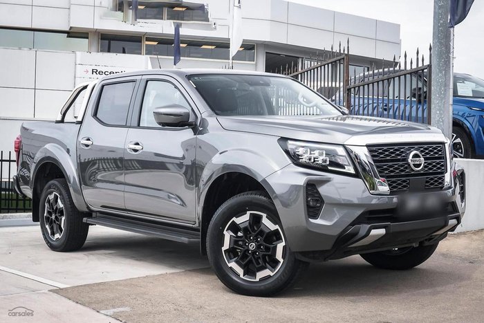 2025 Nissan Navara ST-X