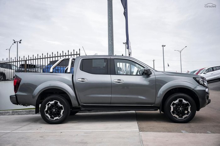 2025 Nissan Navara ST-X