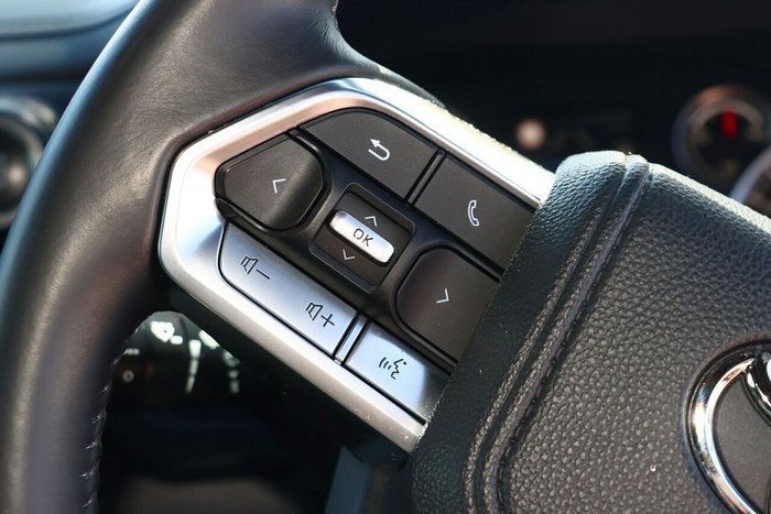 2024 Toyota Landcruiser GXL