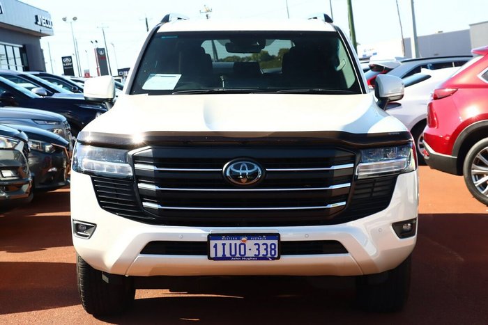 2024 Toyota Landcruiser GXL