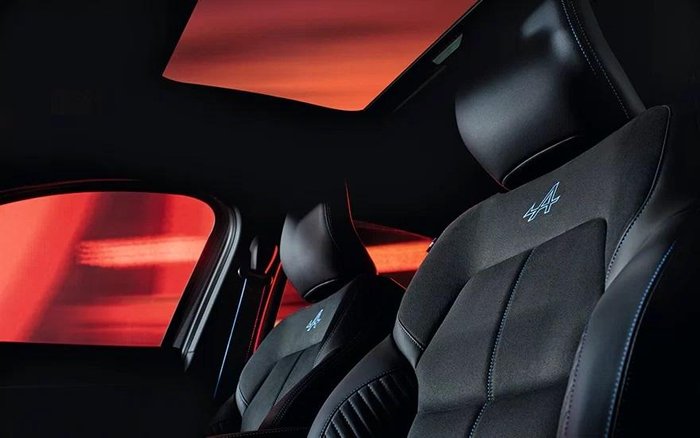 2025 Renault Arkana Esprit Alpine JL1 MY25 Flame Red