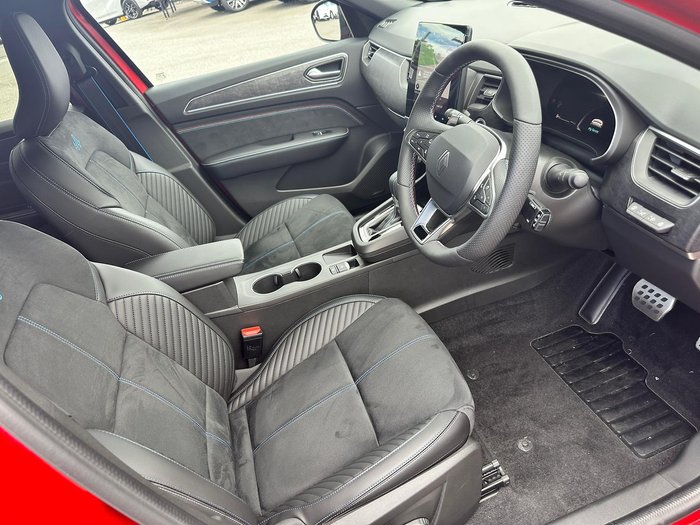 2025 Renault Arkana Esprit Alpine JL1 MY25 Flame Red