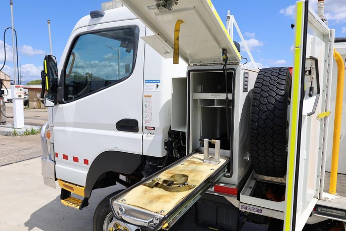 2017 Fuso Canter Fg 4X4 Quik Corp Fire Truck White