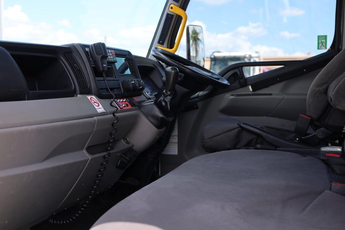 2017 Fuso Canter Fg 4X4 Quik Corp Fire Truck White