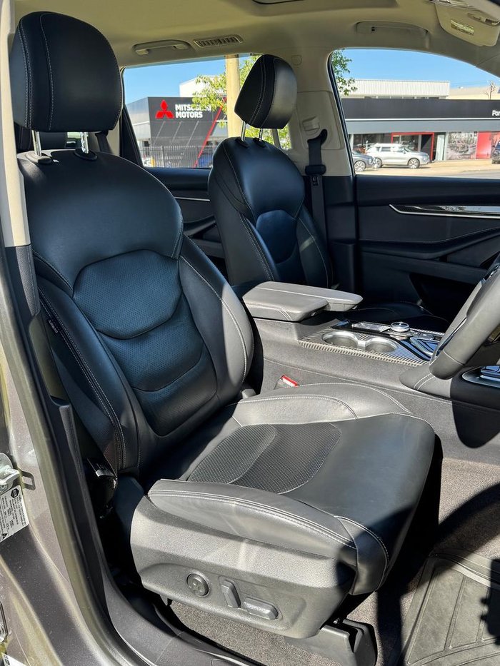 2023 LDV D90 Executive SV9A 4X4 Dual Range GREY