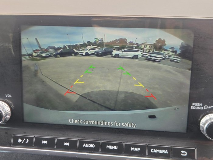 2022 Mitsubishi Outlander LS