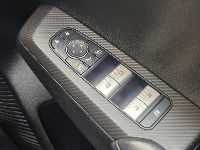 2022 Mitsubishi Outlander LS