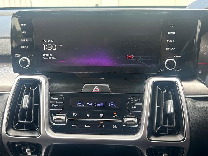 2022 Kia Sorento Sport