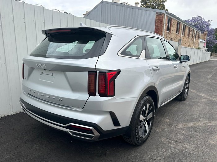 2022 Kia Sorento Sport