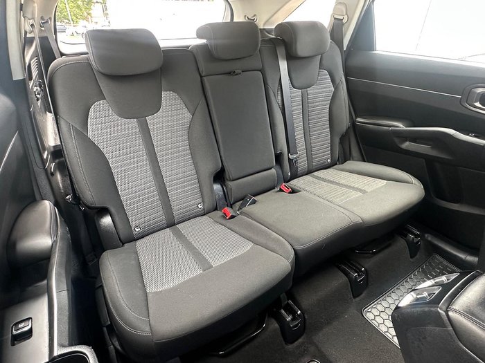 2022 Kia Sorento Sport