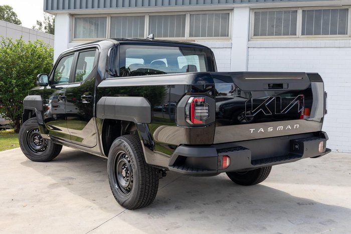 2025 Kia Tasman S