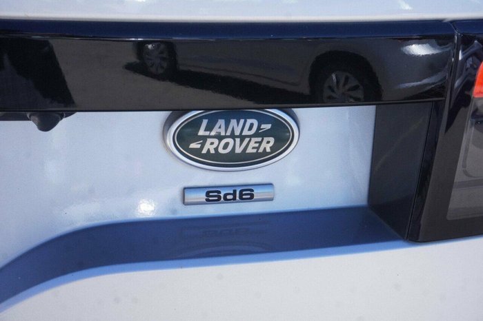 2019 Land Rover Discovery SD6 SE