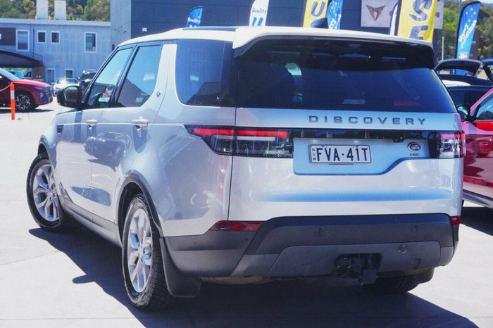 2019 Land Rover Discovery SD6 SE