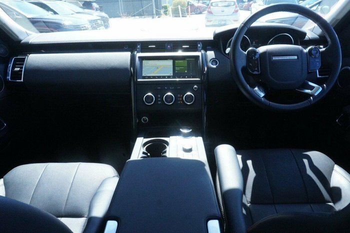 2019 Land Rover Discovery SD6 SE