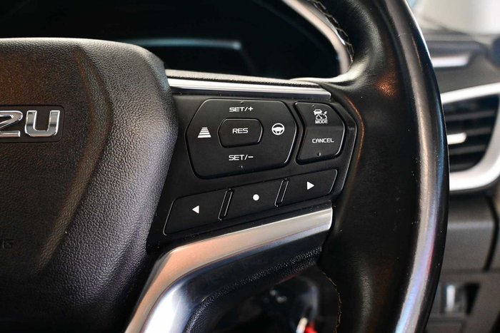 2021 Isuzu D-MAX LS-U