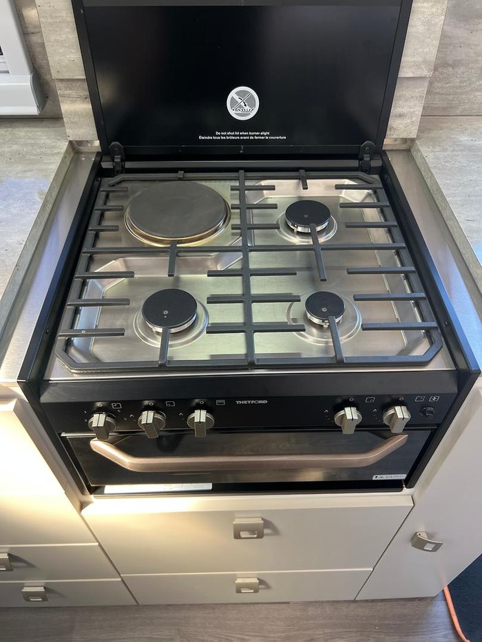 2022 Design RV Forerunner Van 2-1, 19'