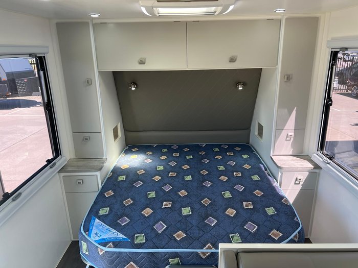 2022 Design RV Forerunner Van 2-1, 19'