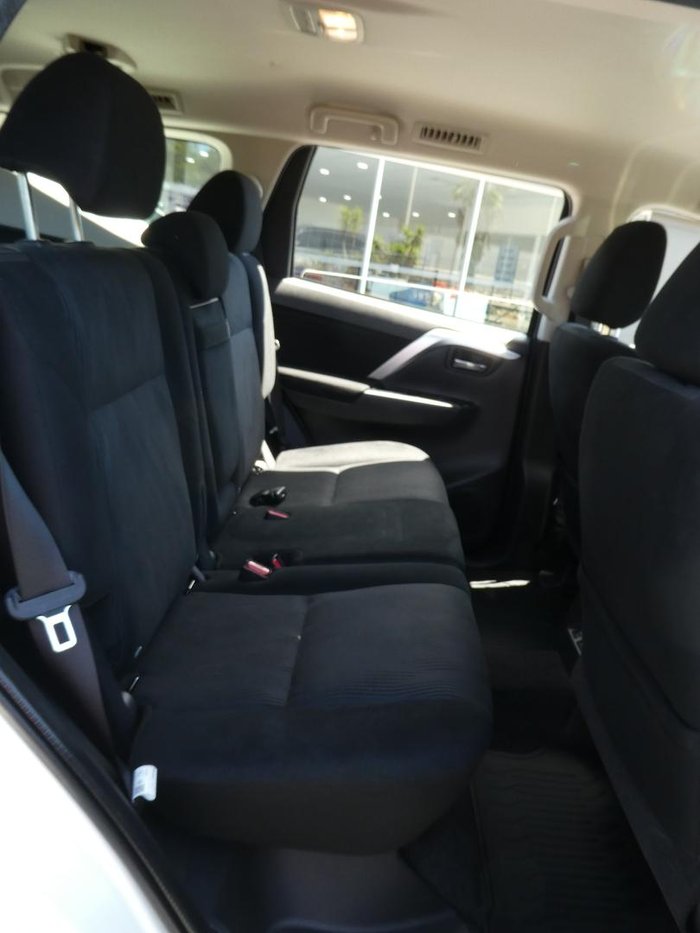 2022 Mitsubishi Pajero Sport GLX