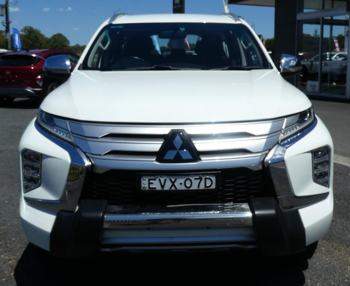 2022 Mitsubishi Pajero Sport GLX