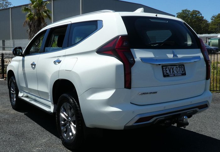 2022 Mitsubishi Pajero Sport GLX