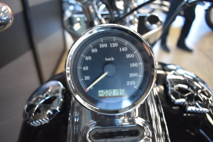 2008 Harley-davidson FXCW ROCKER VIVID BLACK