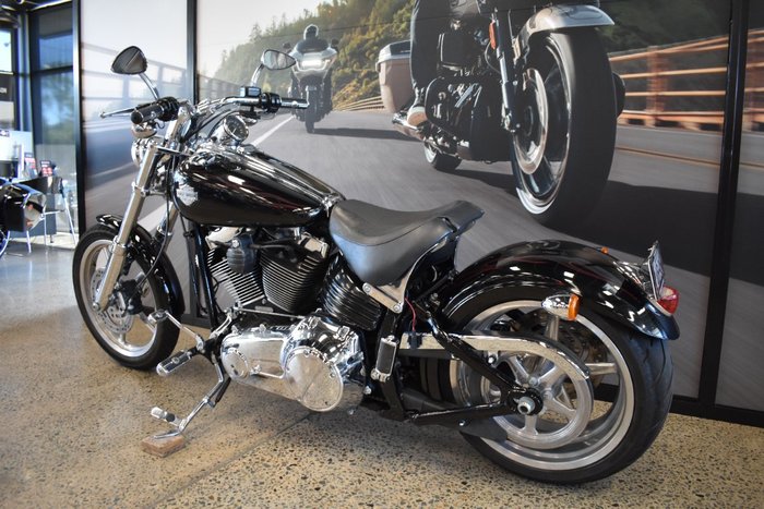 2008 Harley-davidson FXCW ROCKER VIVID BLACK