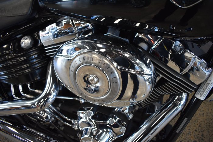 2008 Harley-davidson FXCW ROCKER VIVID BLACK