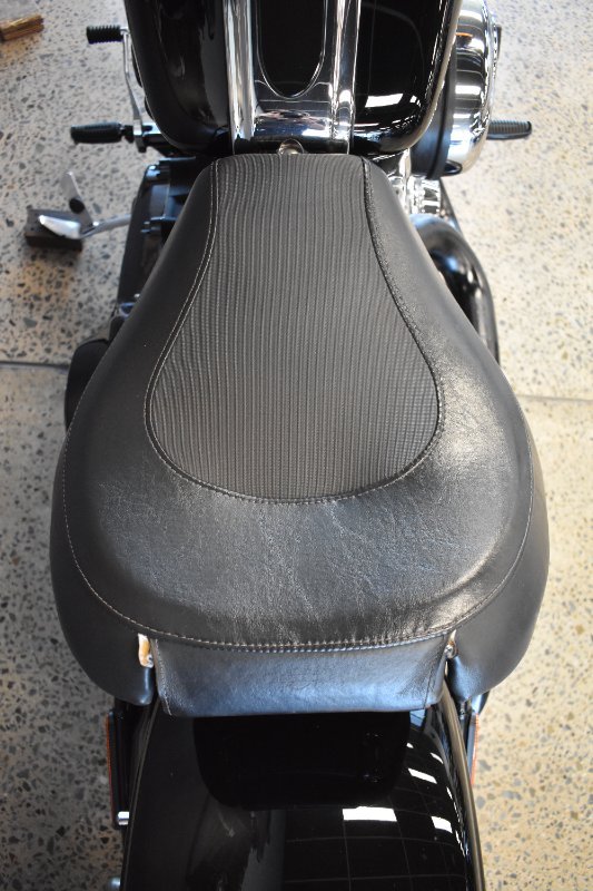 2008 Harley-davidson FXCWC ROCKER CUSTOM BLACK