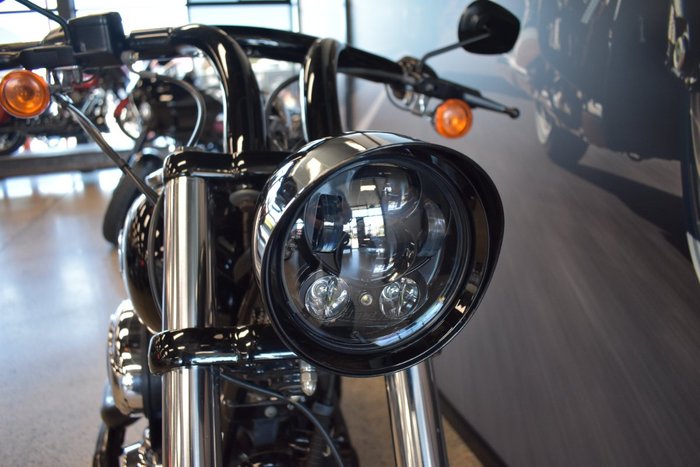 2008 Harley-davidson FXCWC ROCKER CUSTOM BLACK