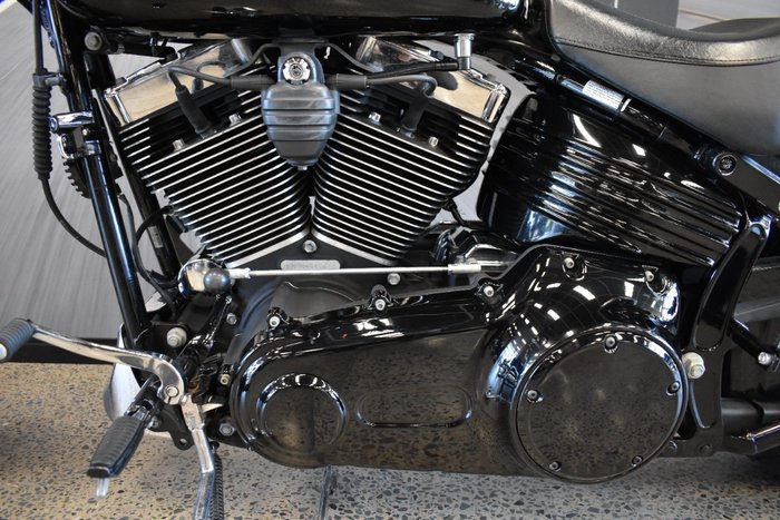 2008 Harley-davidson FXCWC ROCKER CUSTOM BLACK