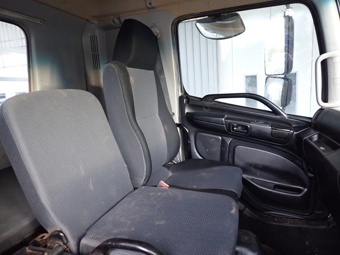 2017 HINO FG 1628