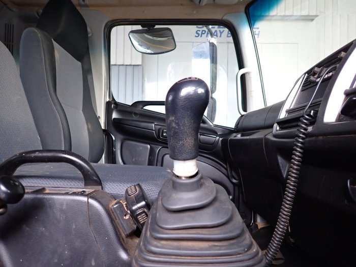 2017 HINO FG 1628