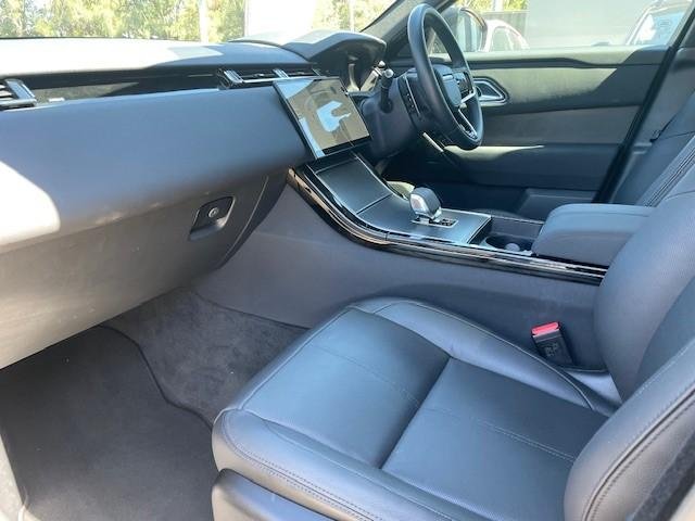 2024 Land Rover Range Rover Velar P250 Dynamic SE L560 MY25.5 AWD Santorini Black