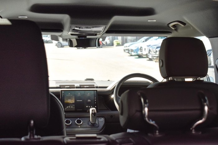 2025 Land Rover Defender 110 P400 X-Dynamic SE L663 MY25.5 AWD Fuji White