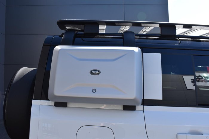 2025 Land Rover Defender 110 P400 X-Dynamic SE L663 MY25.5 AWD Fuji White