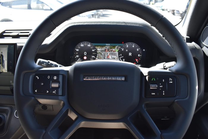 2025 Land Rover Defender 110 P400 X-Dynamic SE L663 MY25.5 AWD Fuji White