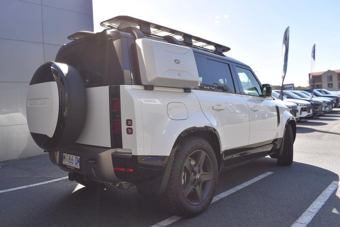 2025 Land Rover Defender 110 P400 X-Dynamic SE L663 MY25.5 AWD Fuji White