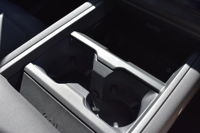 2025 Land Rover Defender 110 P400 X-Dynamic SE L663 MY25.5 AWD Fuji White