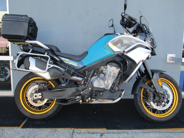 2022 CFMOTO MT TOURING BLUE