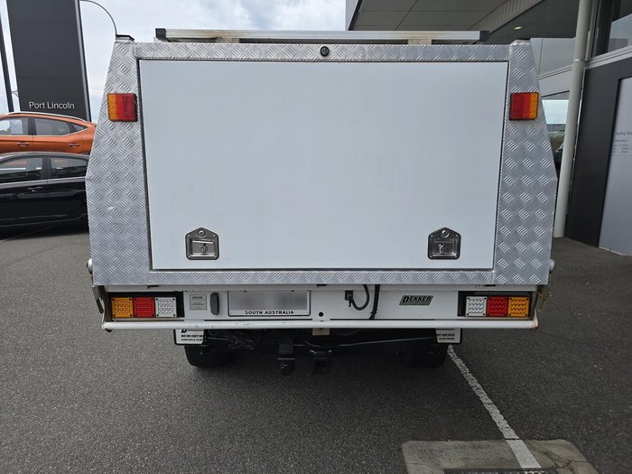 2016 Toyota Hilux SR