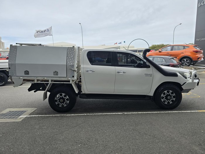 2016 Toyota Hilux SR