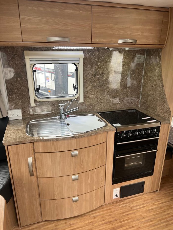 2012 Jayco Sterling Slide Out 21.65-3