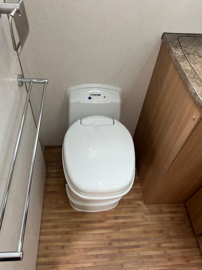 2012 Jayco Sterling Slide Out 21.65-3