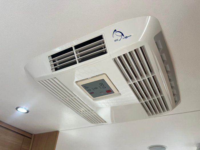 2012 Jayco Sterling Slide Out 21.65-3