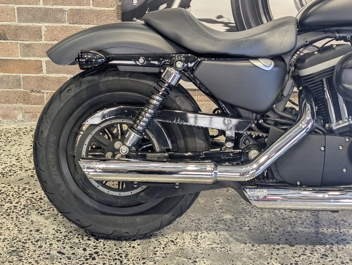 2013 Harley-Davidson Iron 883 (XL883N) Sportster Black