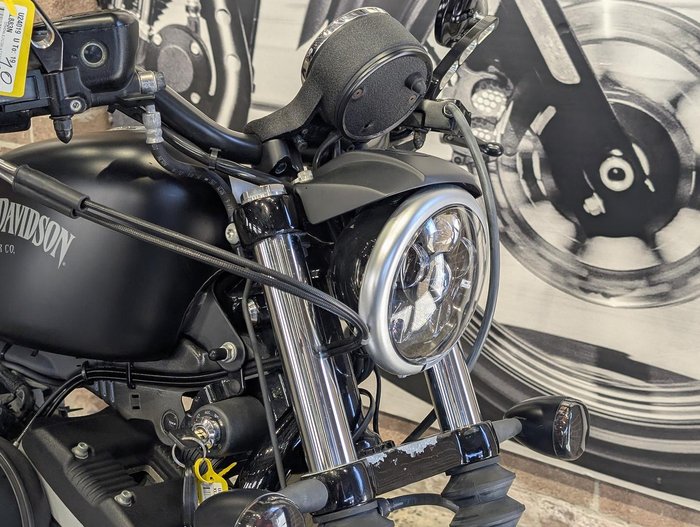 2013 Harley-Davidson Iron 883 (XL883N) Sportster Black