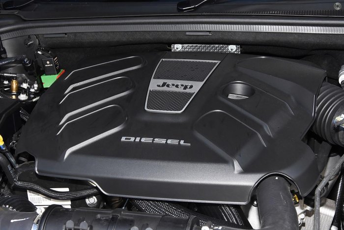 2017 Jeep Grand Cherokee Overland WK MY17 4X4 Dual Range Diamond Black Crystal