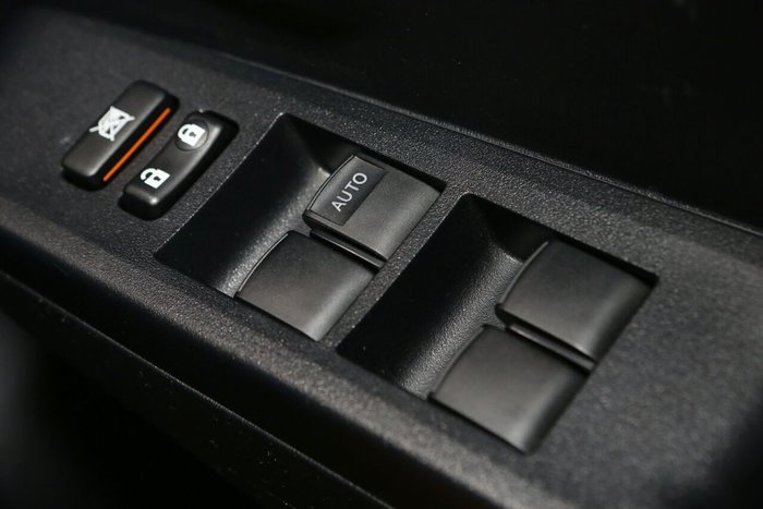 2013 Toyota Yaris YR